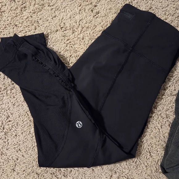 lululemon athletica Black and Gray Leggings - Picture 3 of 4